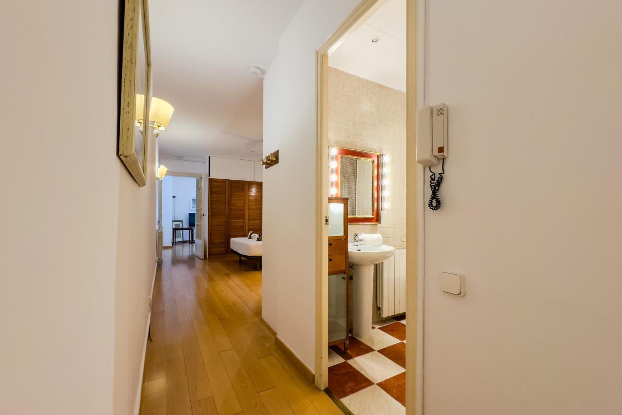 Apartamento Enrique Granados Barcelona Exterior foto