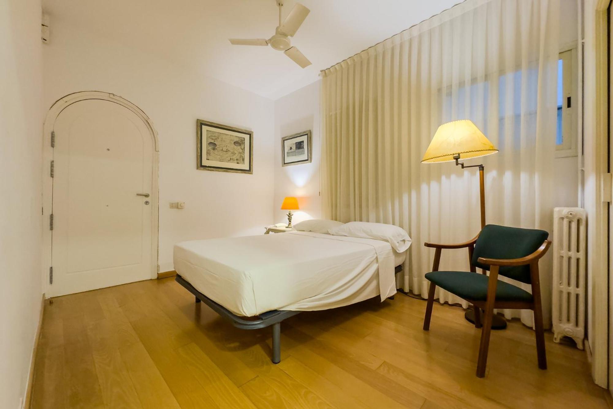 Apartamento Enrique Granados Barcelona Exterior foto