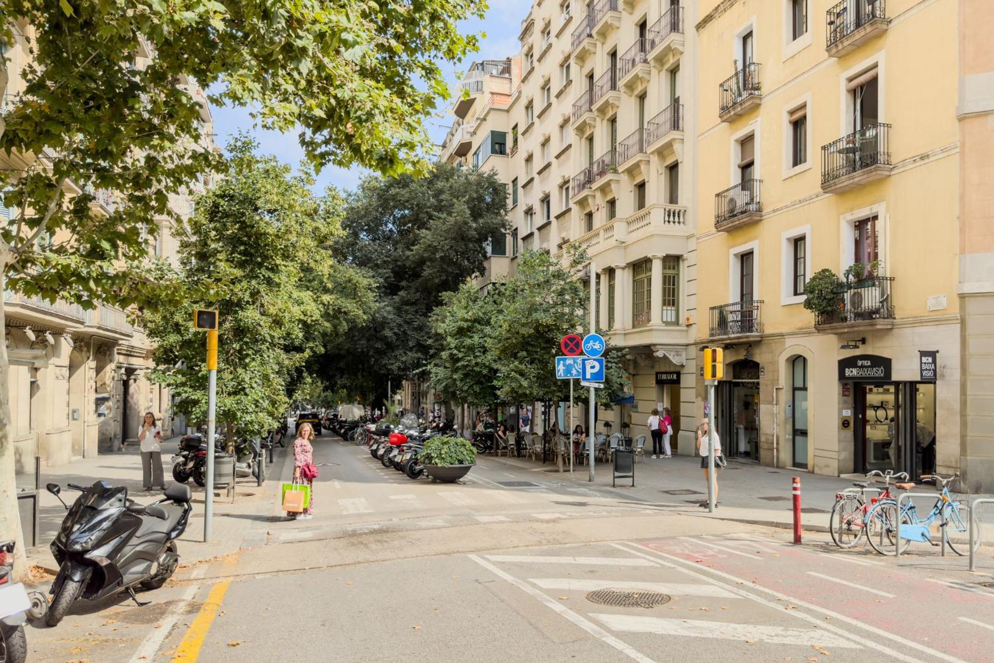 Apartamento Enrique Granados Barcelona Exterior foto