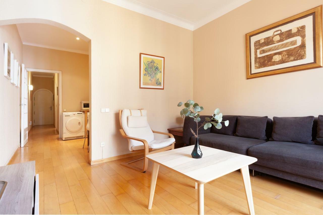 Apartamento Enrique Granados Barcelona Exterior foto